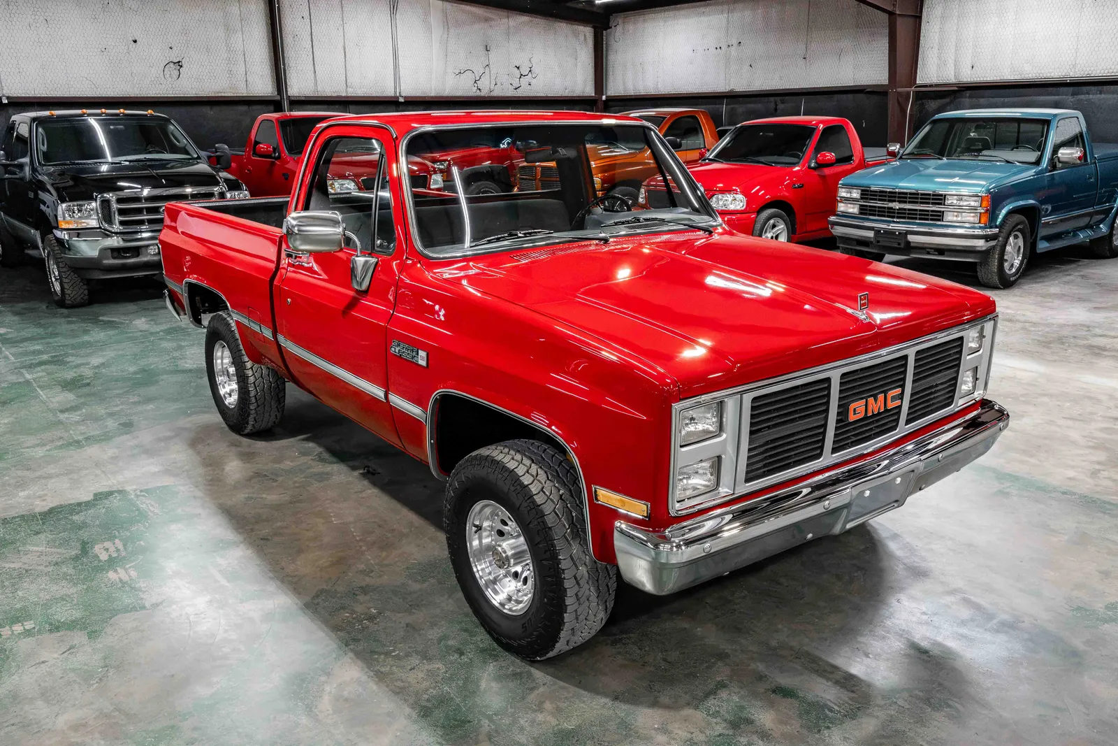 1985-GMC-K10-Apple Red-504244-39.jpg